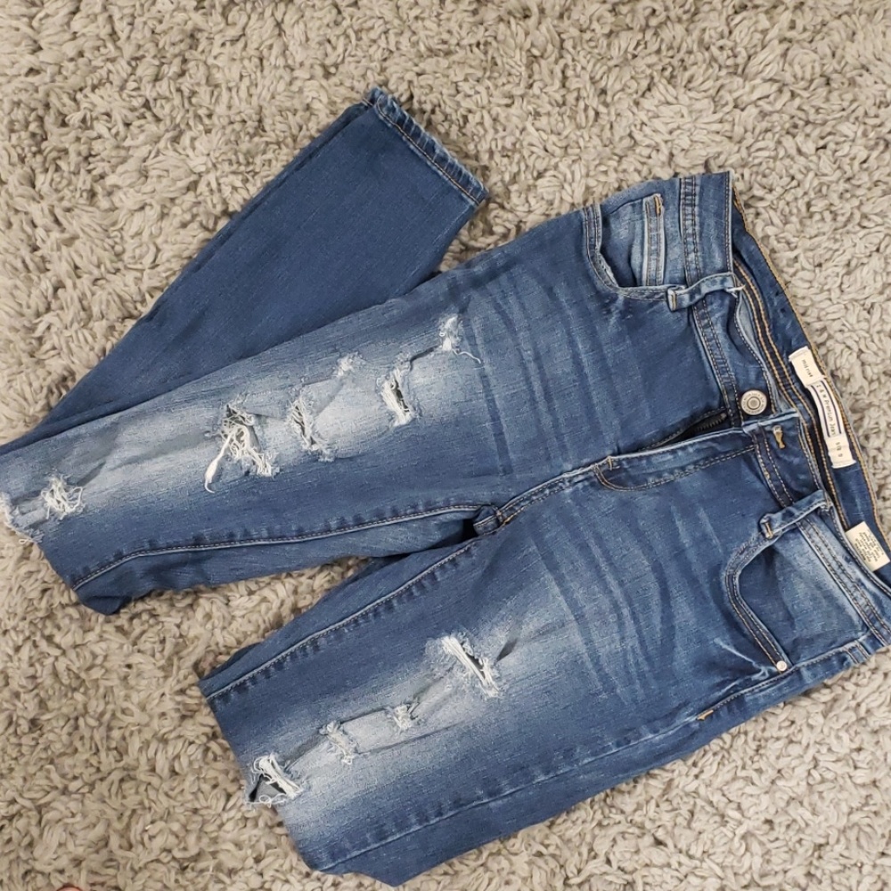 Jean's